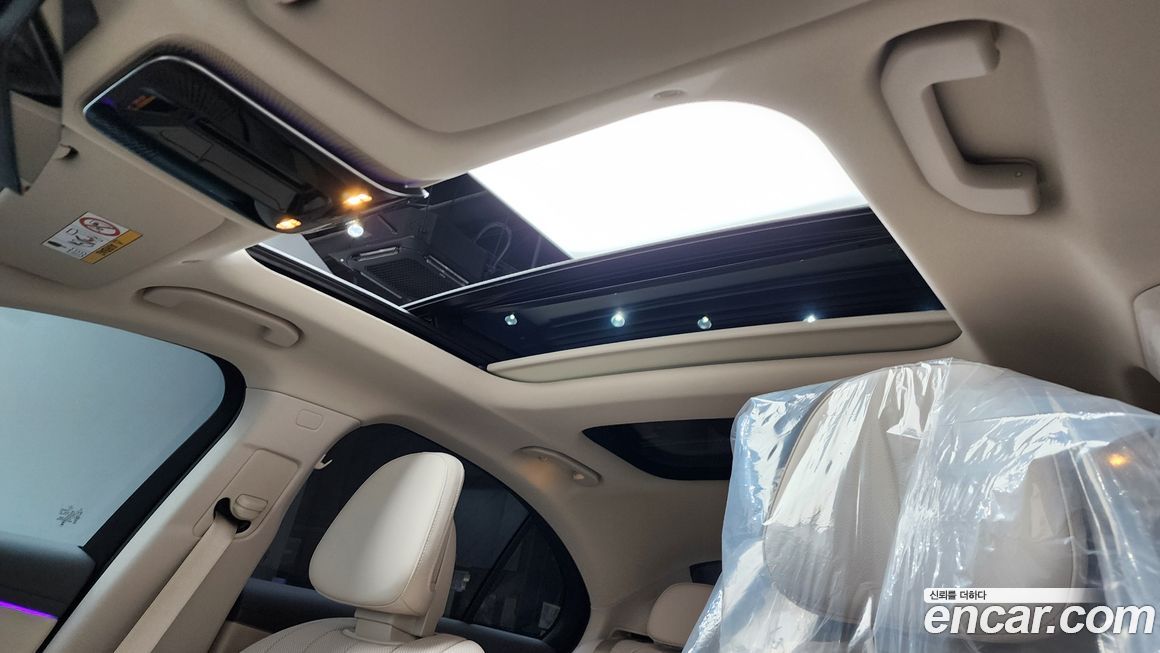 Mercedes-Benz E-Class 2025