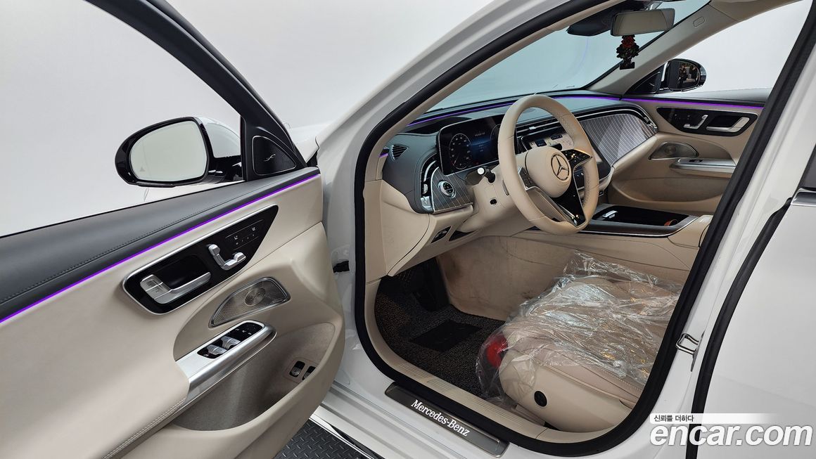 Mercedes-Benz E-Class 2025