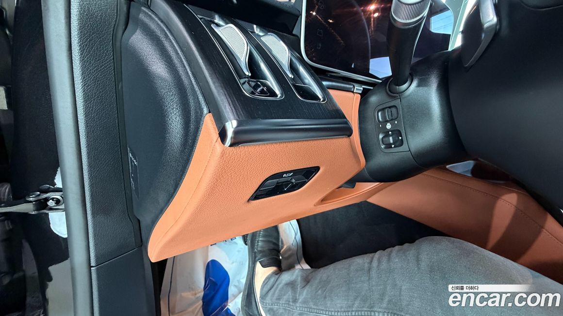 Mercedes-Benz S-Class 2023