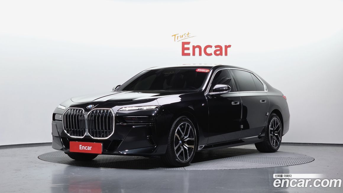 BMW 7-Series 2024