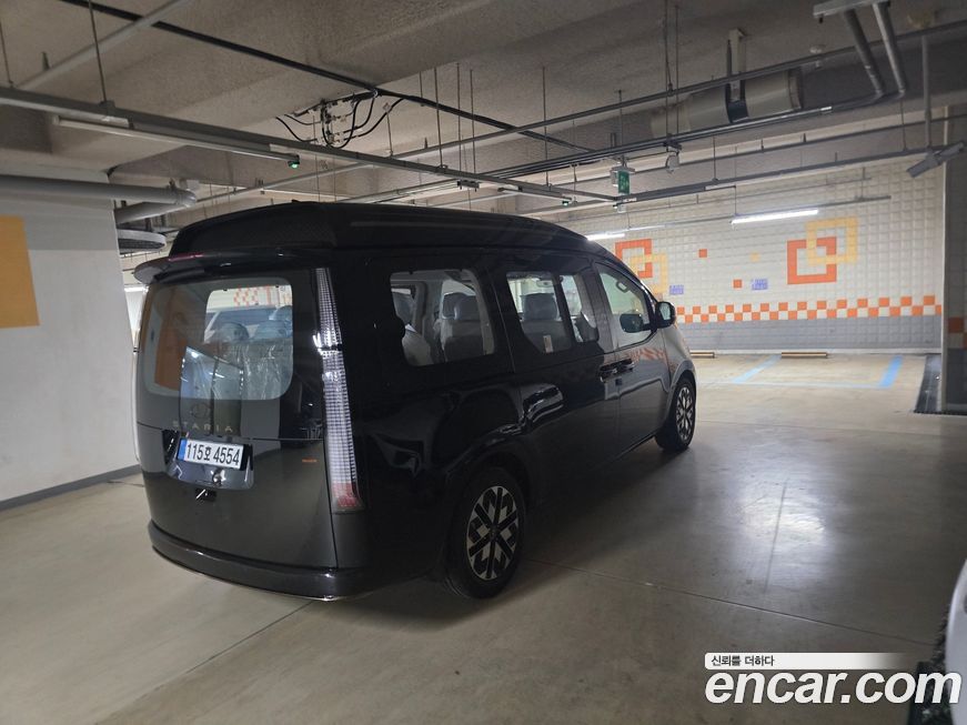 Hyundai Staria 2025