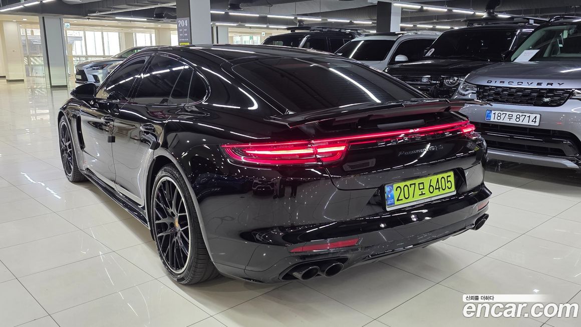 Porsche Panamera 2020