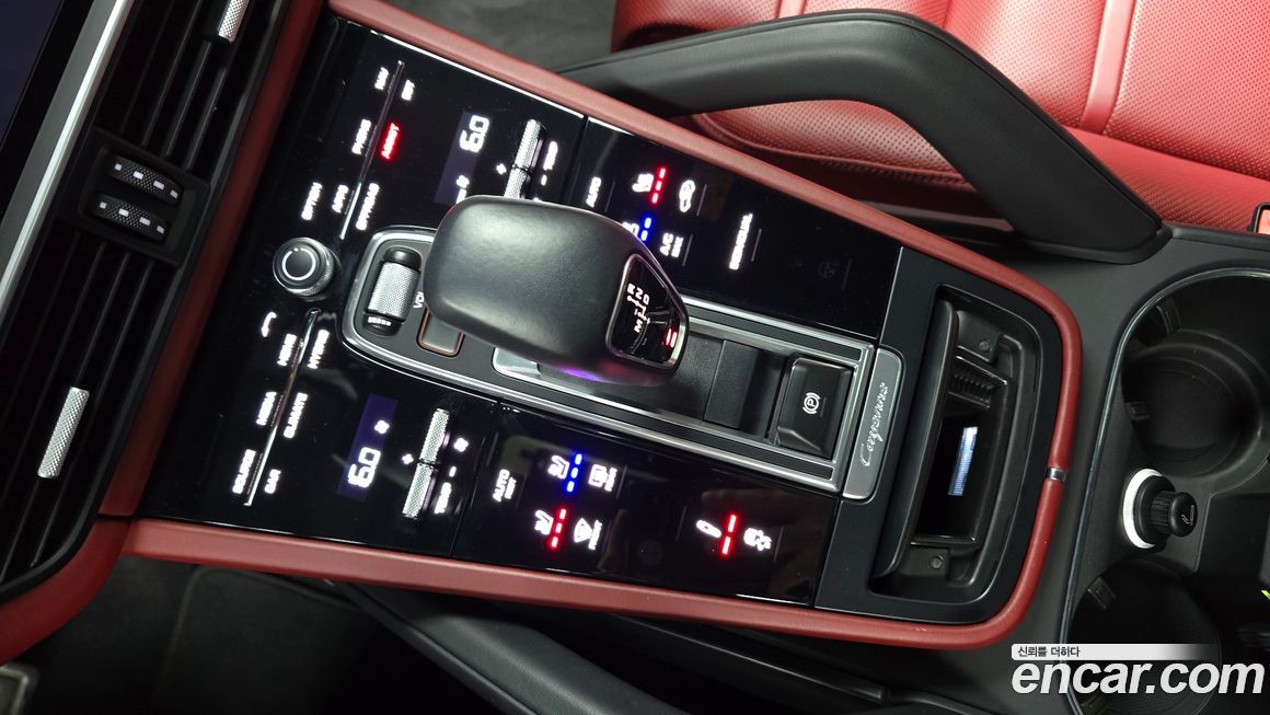 Porsche Cayenne 2020