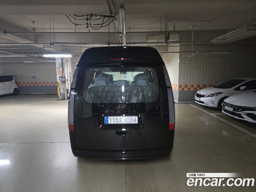 Hyundai Staria 2025