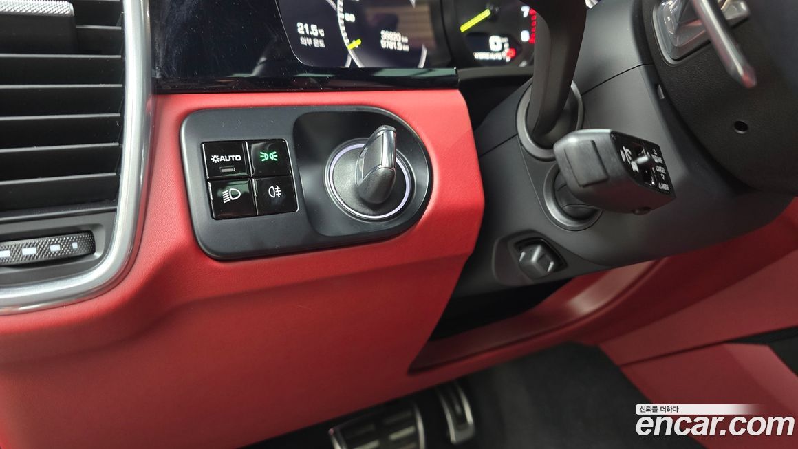 Porsche Cayenne 2020