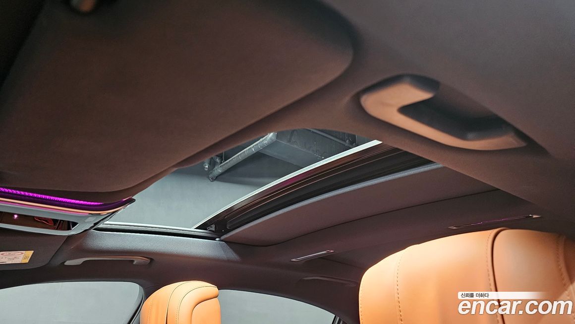 Mercedes-Benz S-Class 2025