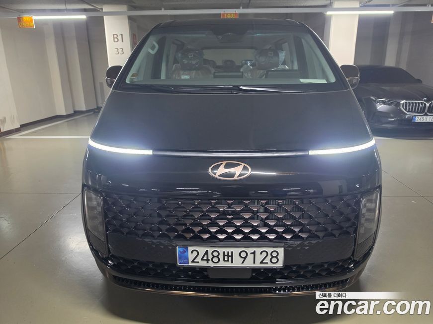 Hyundai Staria 2025
