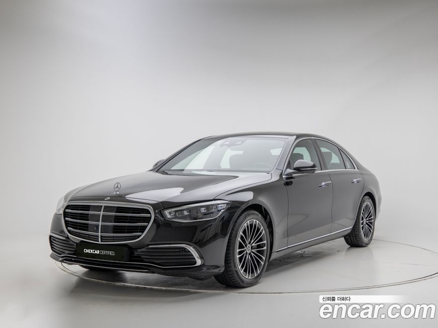 Mercedes-Benz S-Class 2025