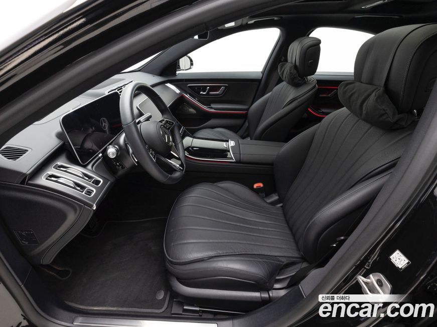 Mercedes-Benz S-Class 2025