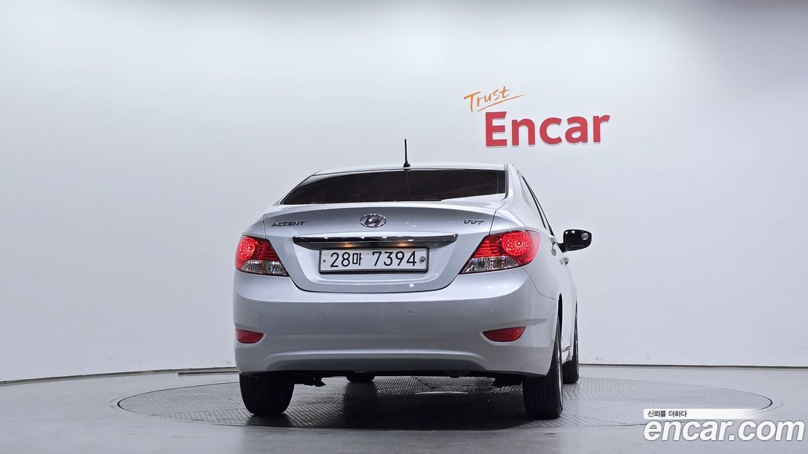 Hyundai Accent 2014