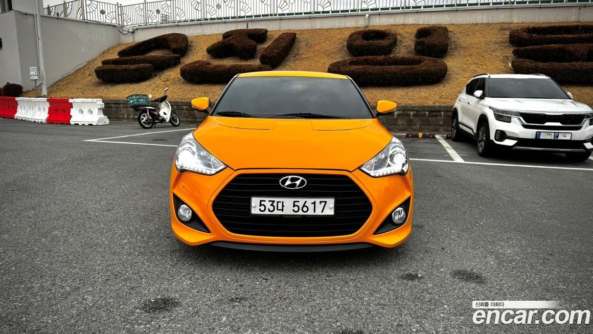 Hyundai Veloster 2013