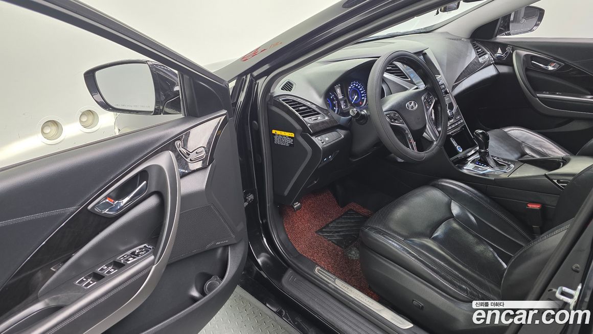 Hyundai Grandeur 2015