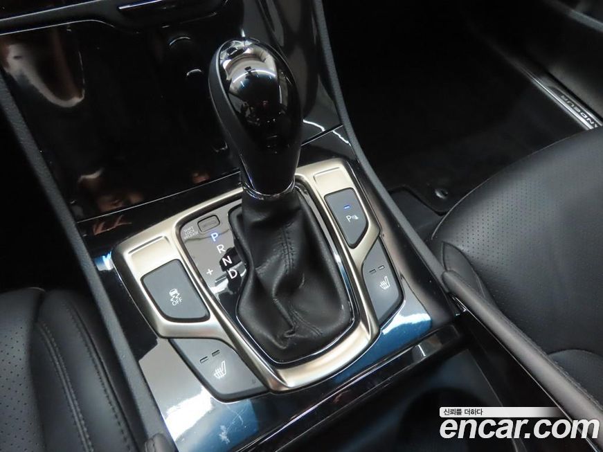 Hyundai Grandeur 2011