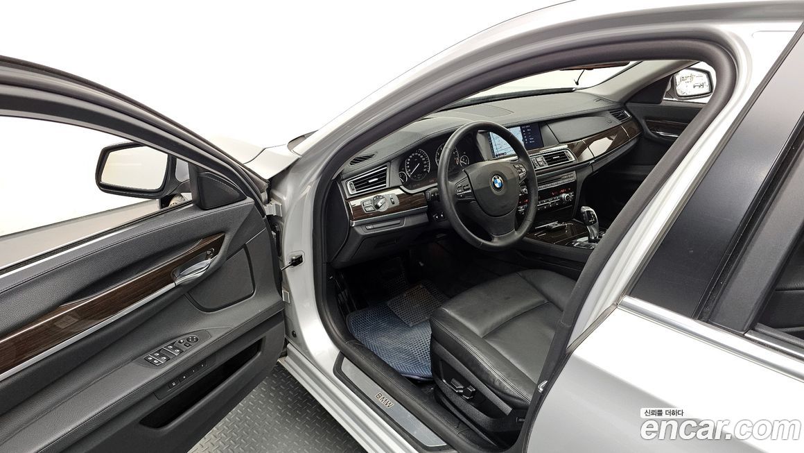 BMW 7-Series 2009