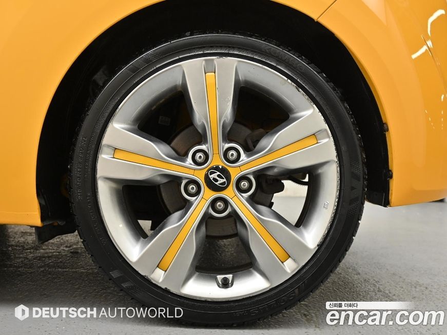 Hyundai Veloster 2015