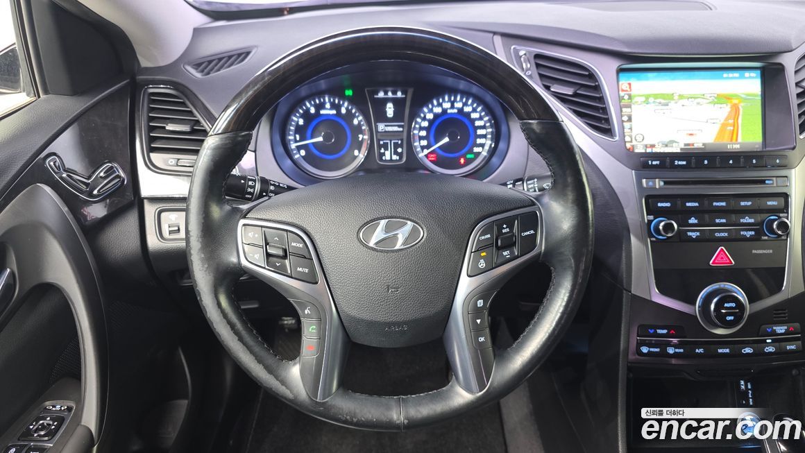 Hyundai Grandeur 2015