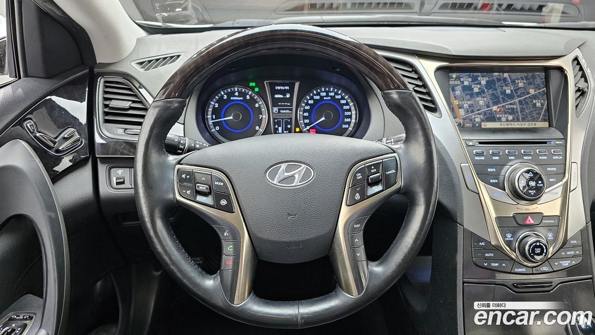 Hyundai Grandeur 2013