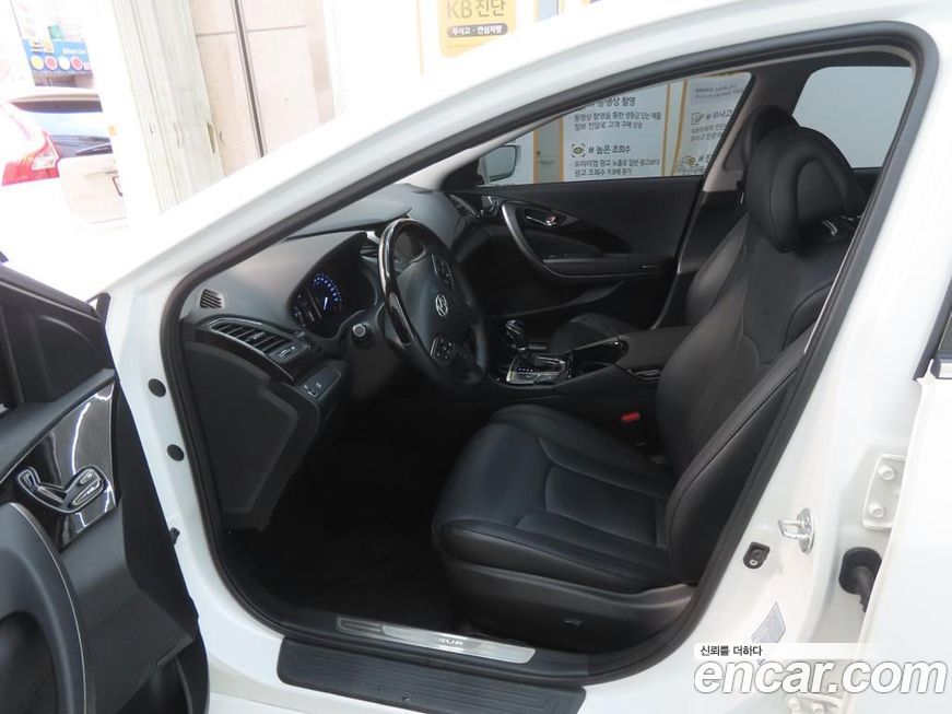 Hyundai Grandeur 2011