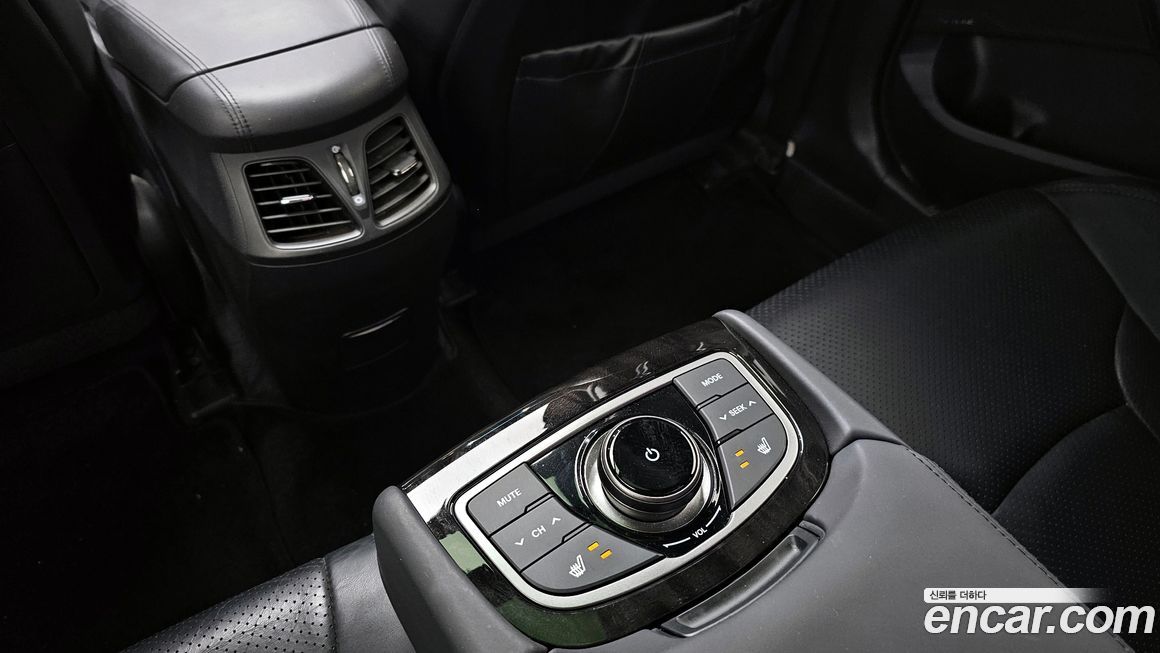 Hyundai Grandeur 2013