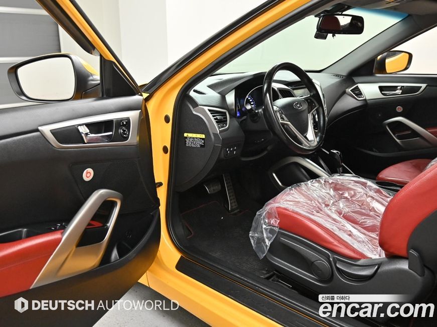 Hyundai Veloster 2015