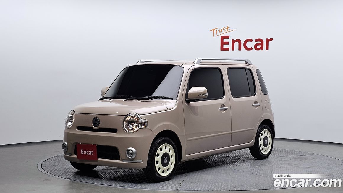 Daihatsu Mira 2011