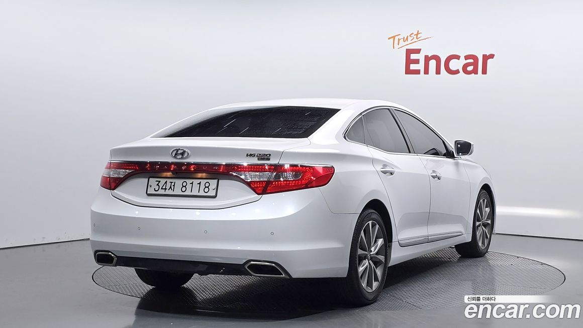 Hyundai Grandeur 2016