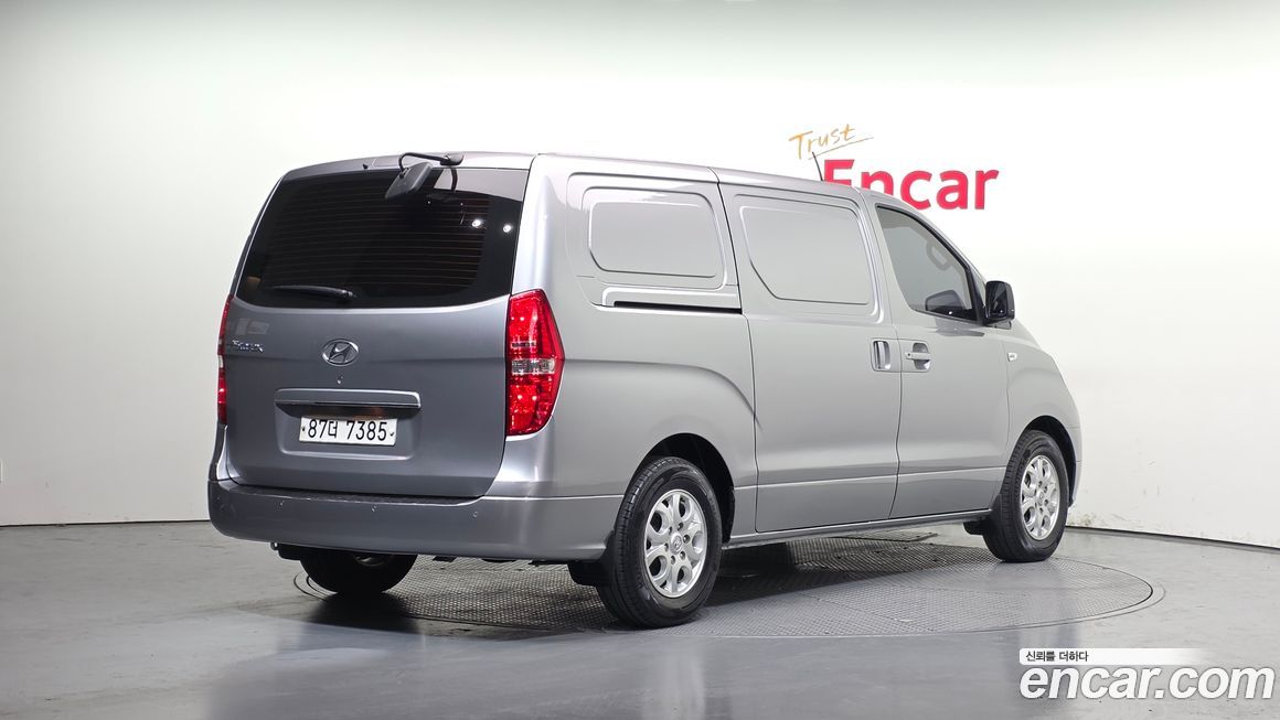 Hyundai Starex 2012