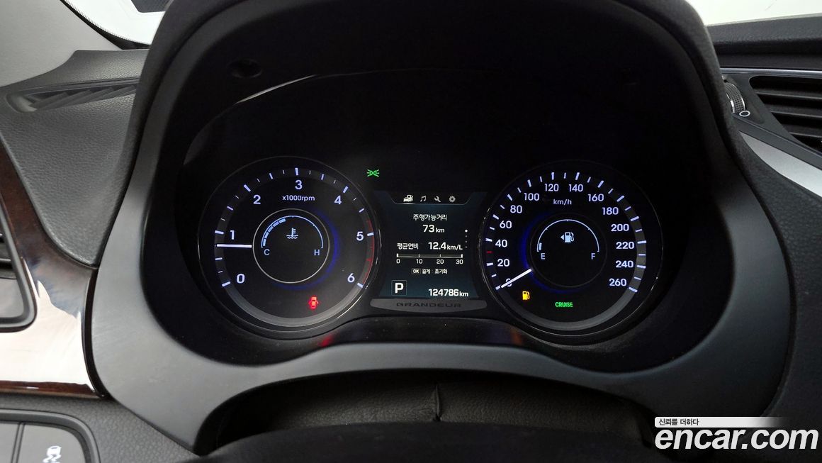 Hyundai Grandeur 2016