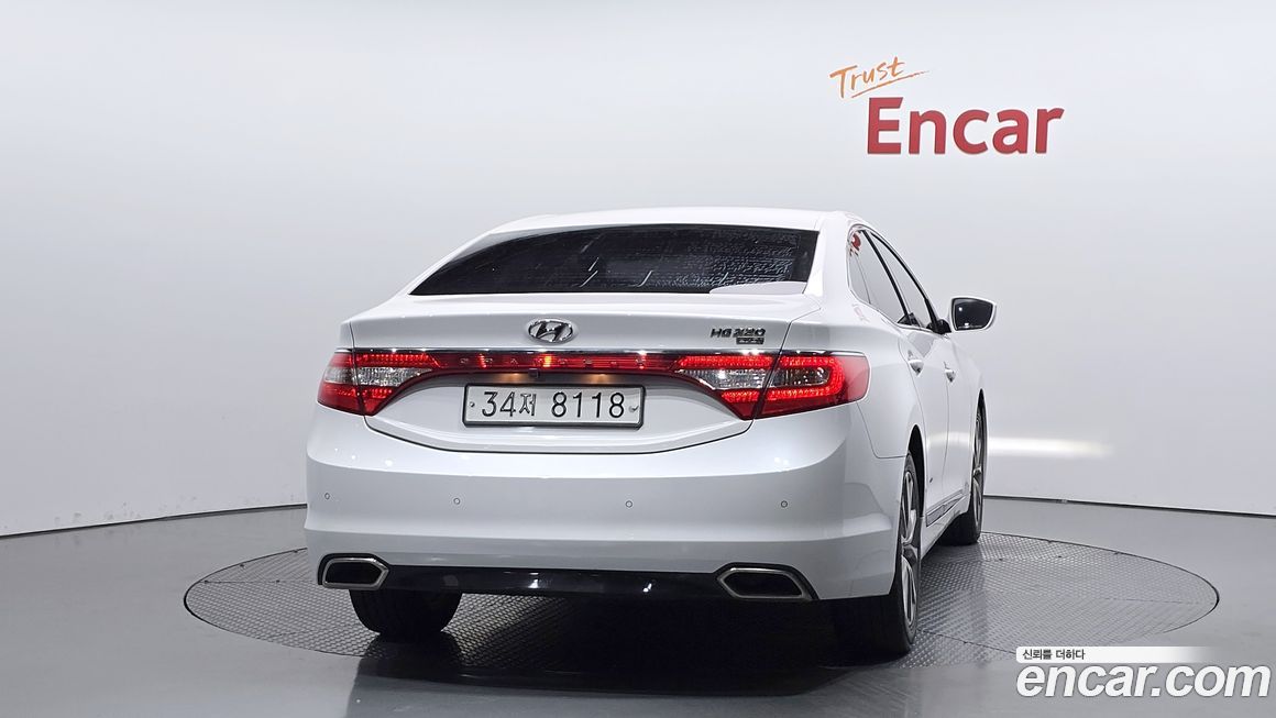 Hyundai Grandeur 2016