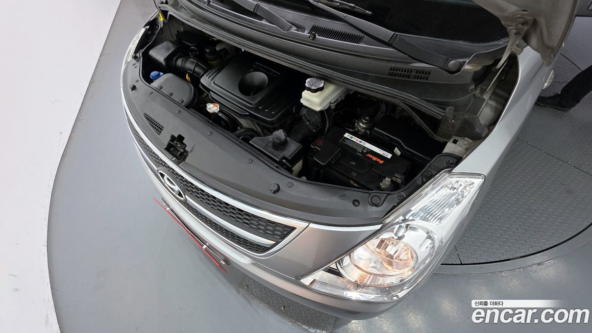 Hyundai Starex 2012