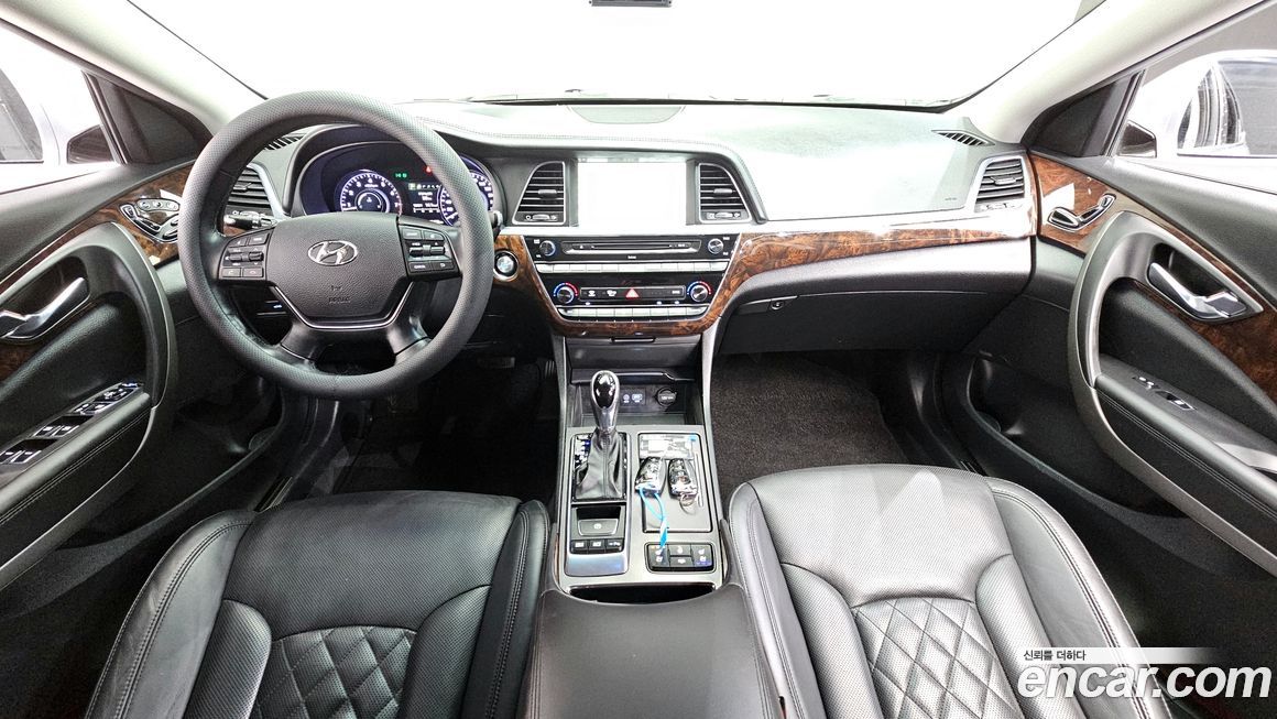 Hyundai Aslan 2015
