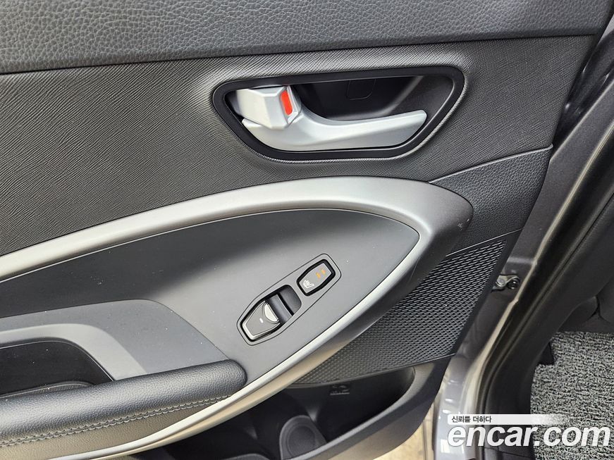 Hyundai Santafe 2016