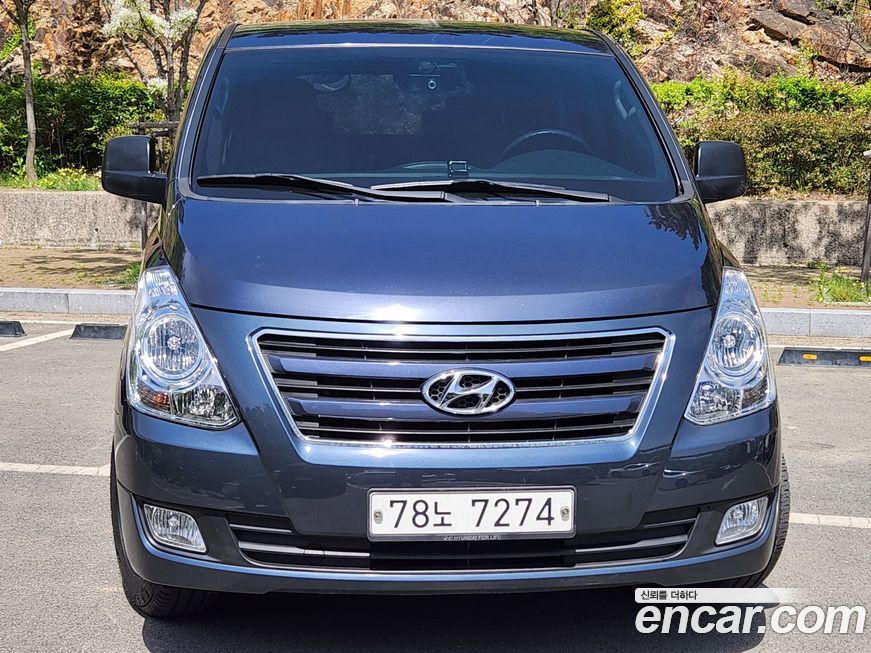 Hyundai Starex 2018