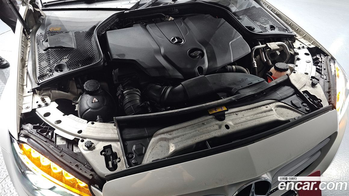 Mercedes-Benz C-Class 2016