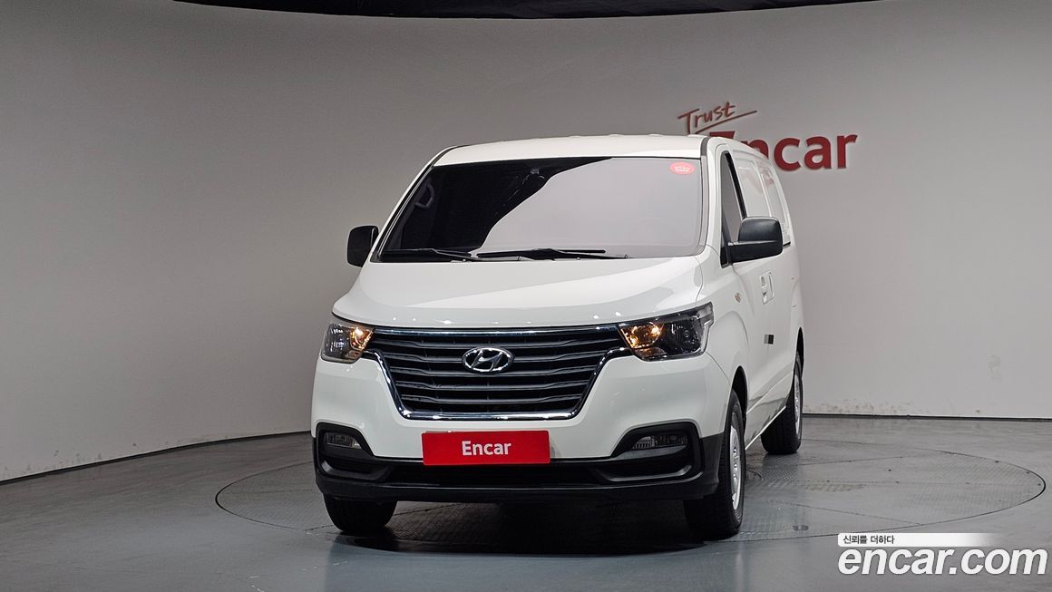 Hyundai Starex 2019