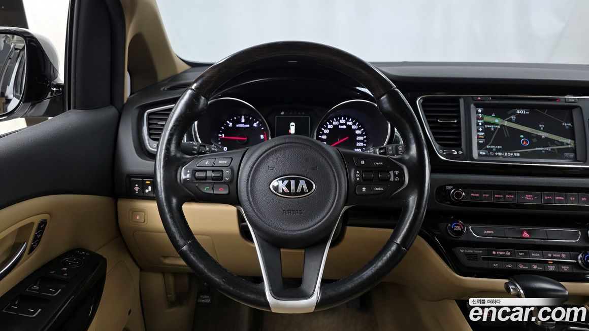 Kia Canival 2018