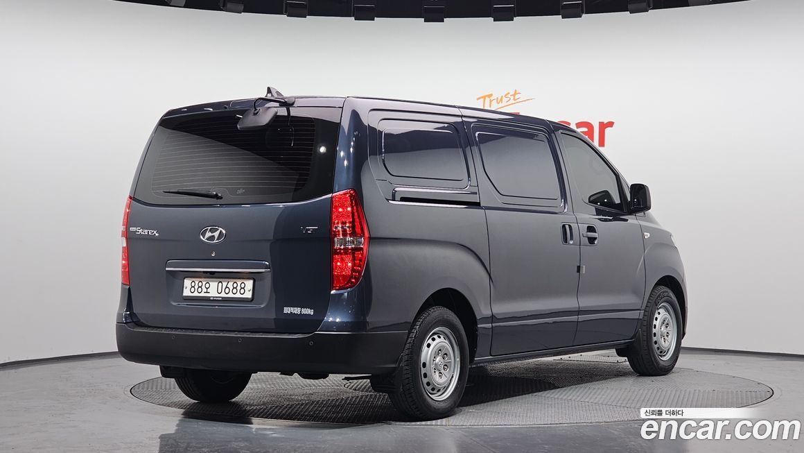 Hyundai Starex 2019