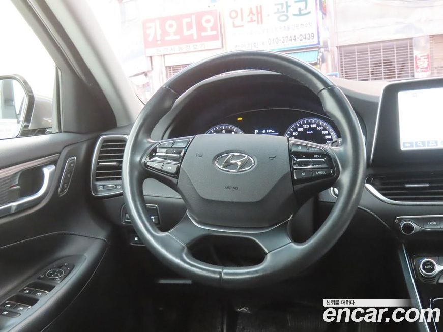 Hyundai Grandeur 2017
