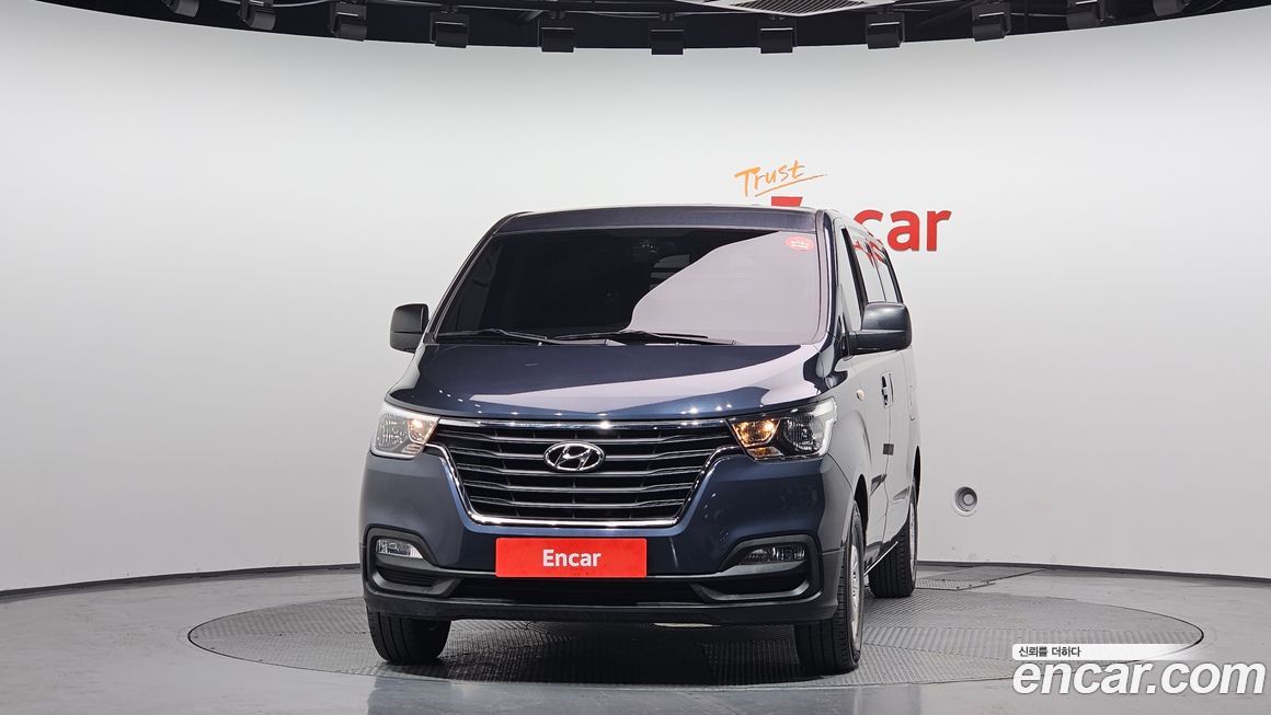 Hyundai Starex 2019