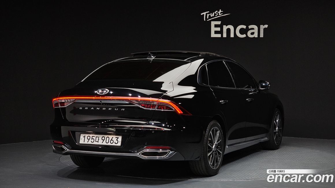 Hyundai Grandeur 2021