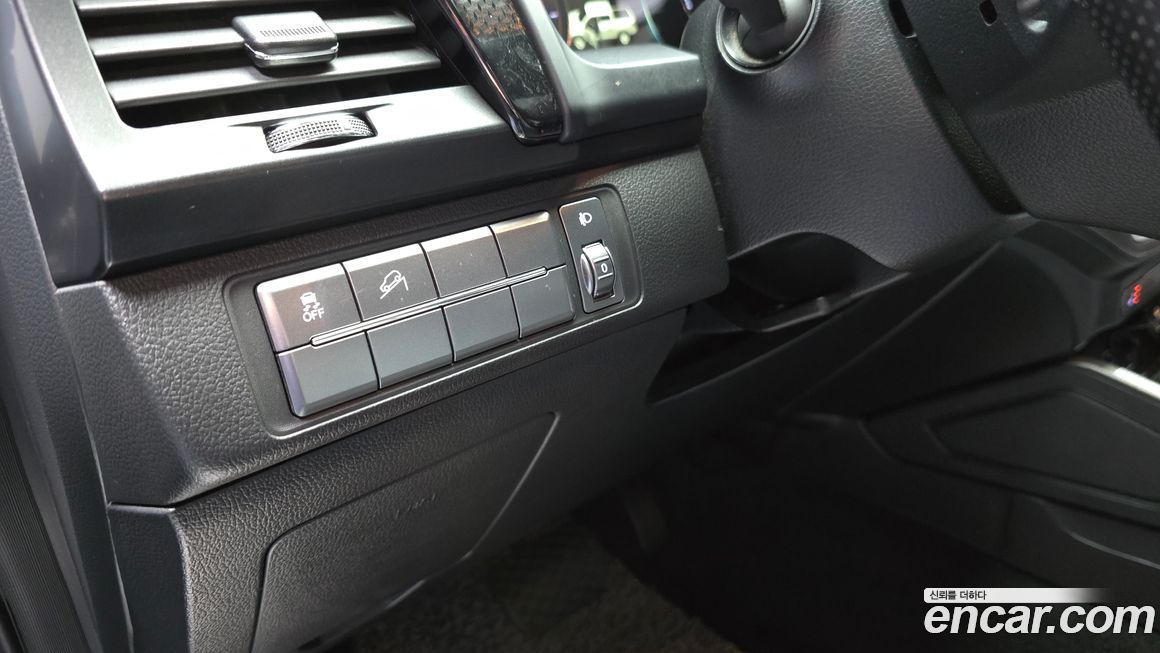 KG_Mobility_Ssangyong Rexton 2020