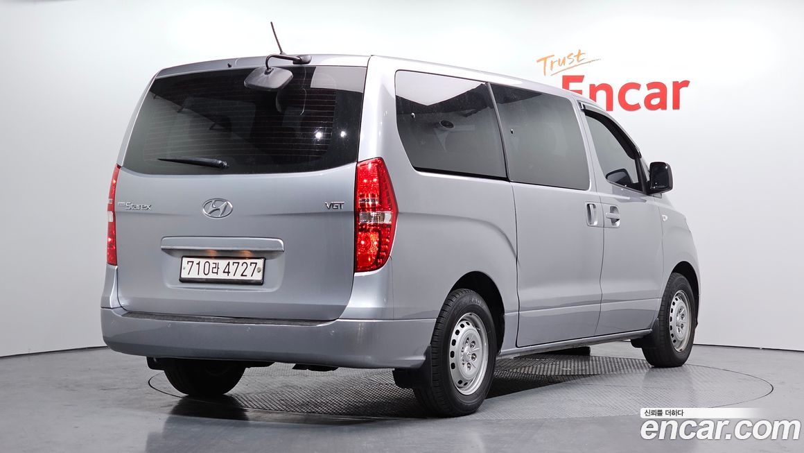 Hyundai Starex 2021