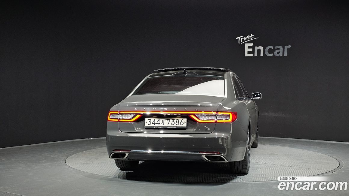 Lincoln Continental 2019