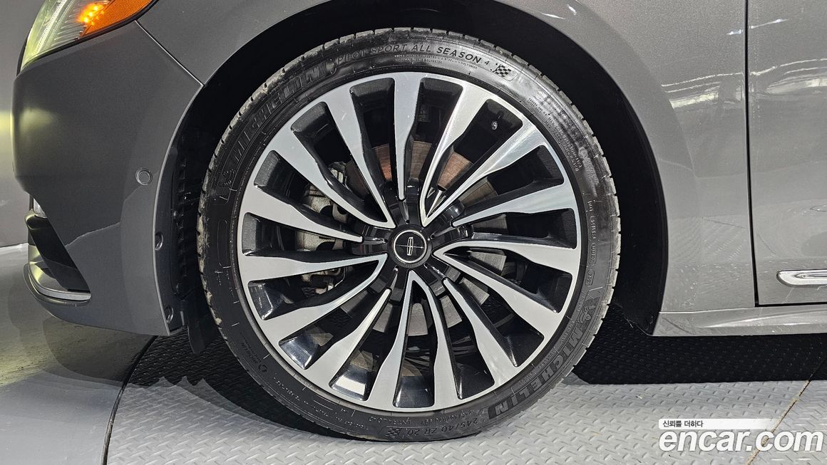 Lincoln Continental 2019