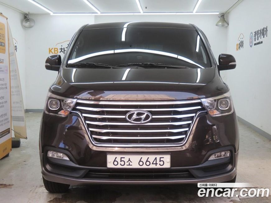 Hyundai Starex 2018
