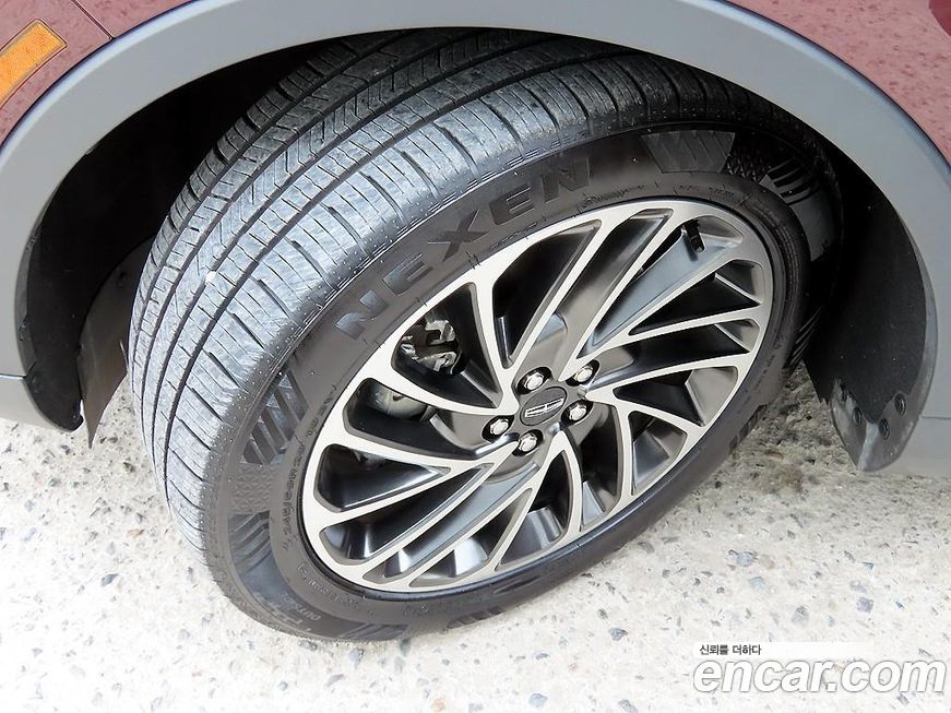 Lincoln Nautilus 2019