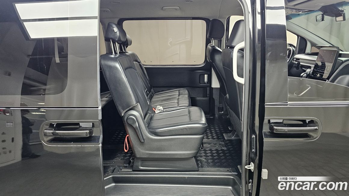 Hyundai Staria 2023