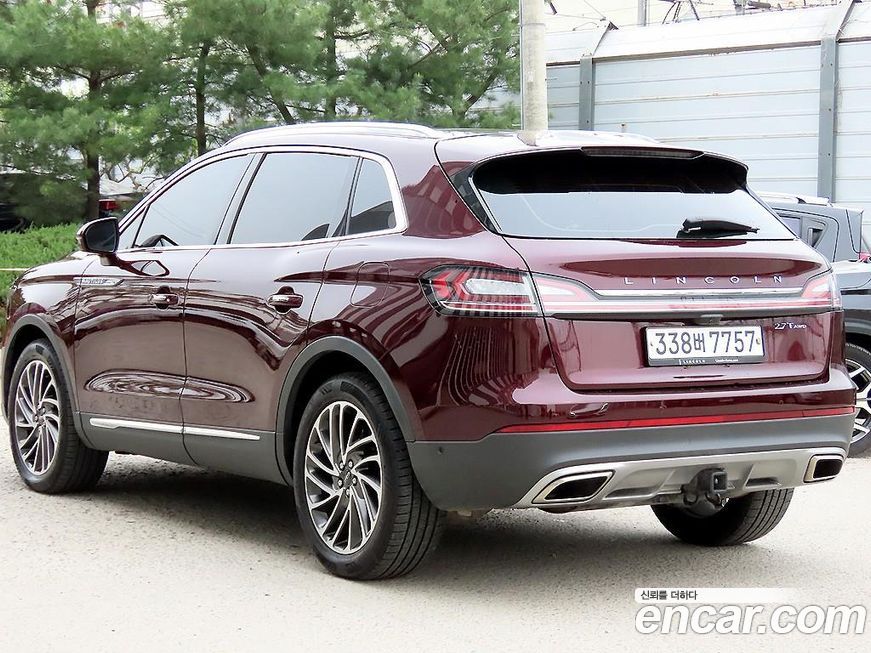 Lincoln Nautilus 2019