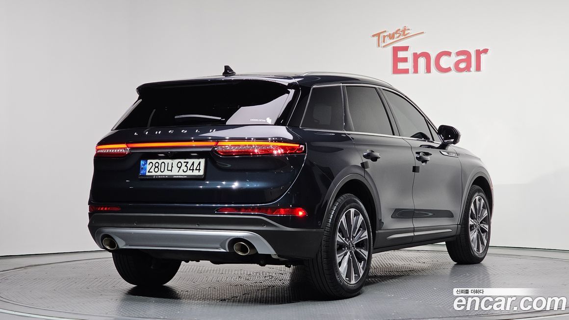 Lincoln Corsair 2021