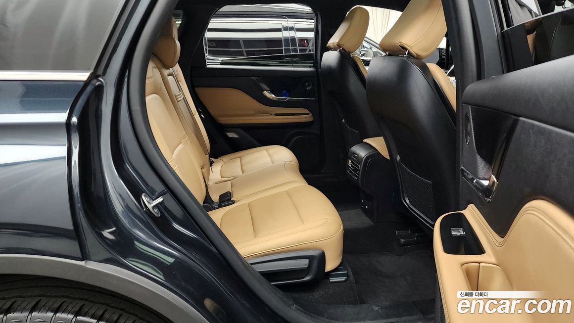 Lincoln Corsair 2021